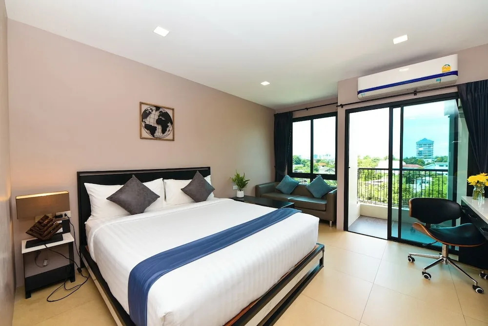 NORN Canalside Bangkok Hotel โรงแรมนอนริมคลอง