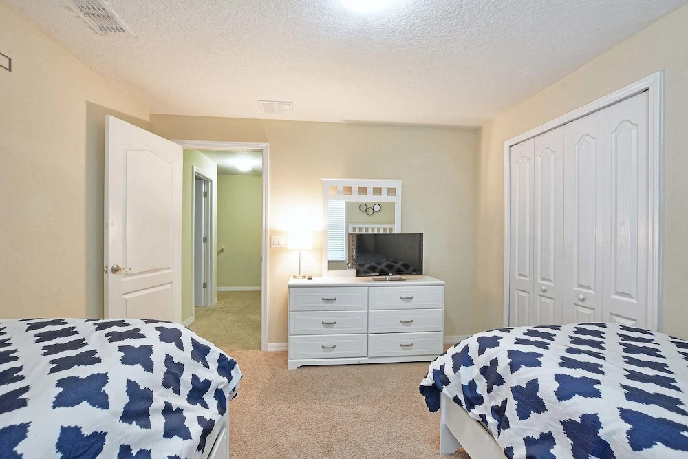 Paradise Palms 5 Bed Townhome w Splashpool - 3217PP