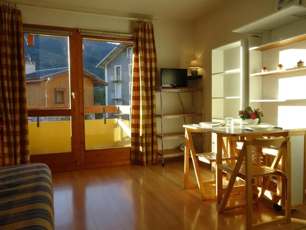 Appartement Bourg-Saint-Maurice, 1 pièce, 4 personnes - FR-1-411-110