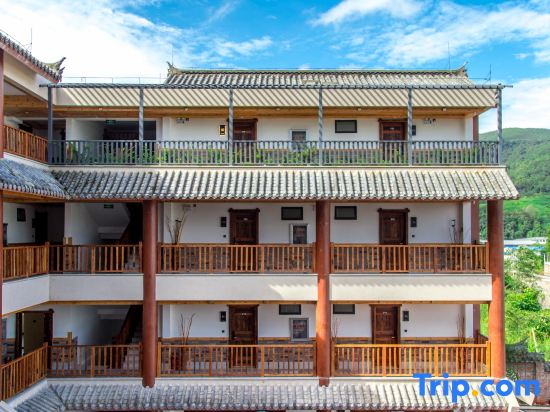 Pu'er Xiangtu Story Manor (Yunnan Simao Industrial Park)