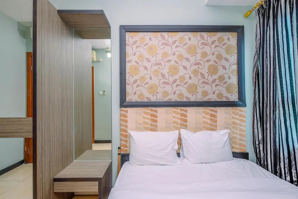 Simple And Comfort 2Br With Extra Room At Mt Haryono Square Apartment
