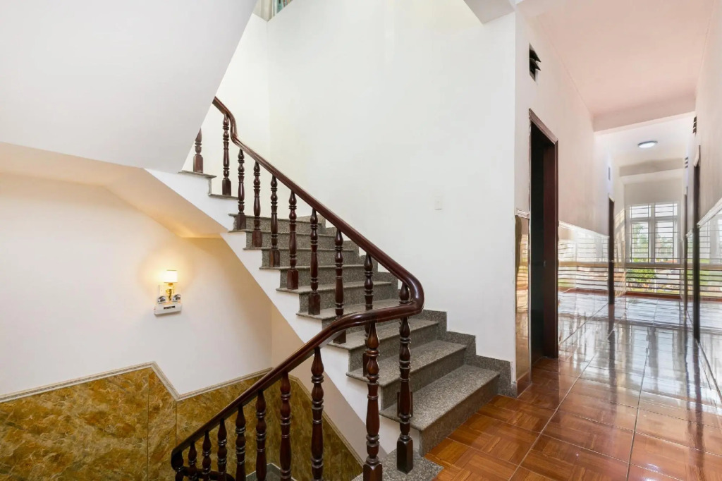 OYO 521 Hoang Anh Hotel