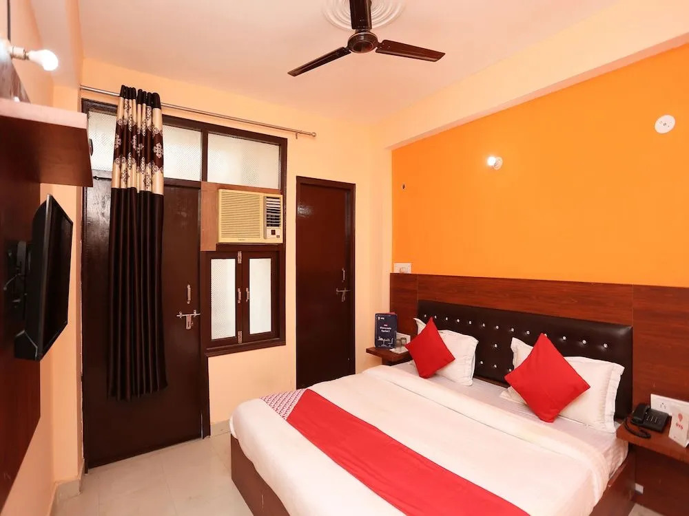 OYO 22826 Hotel Sheltear & Resturant
