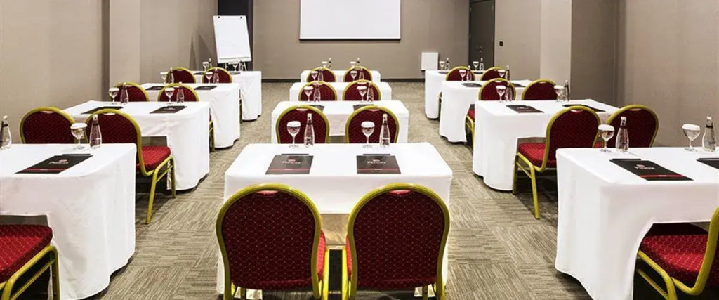 Отель Premier Inn Sakarya