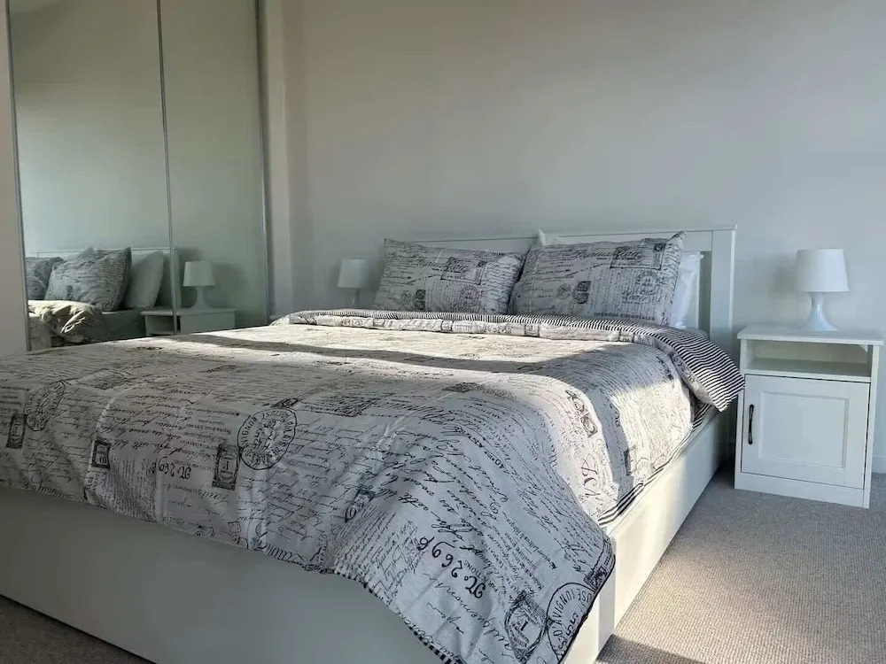 Modern 1BR With Breathtaking Views