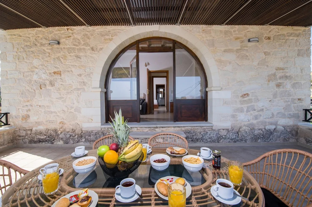 Lilium Stone Villa