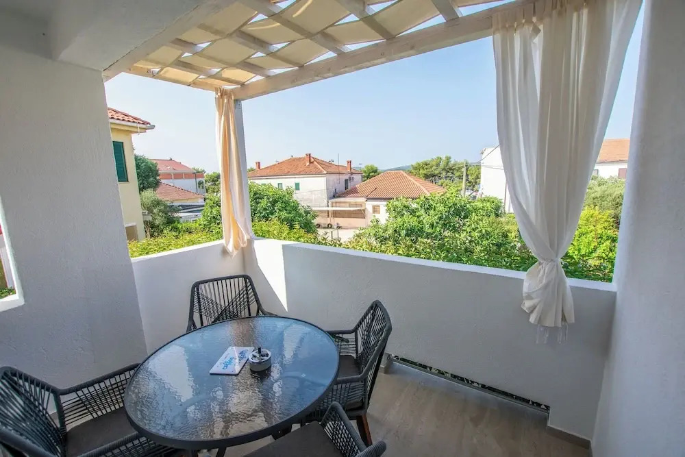 Apartments Josip