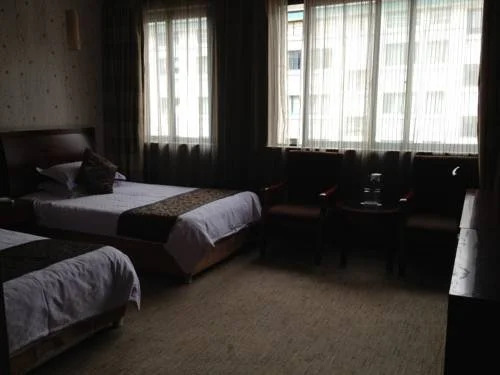 Junhong Business Hotel