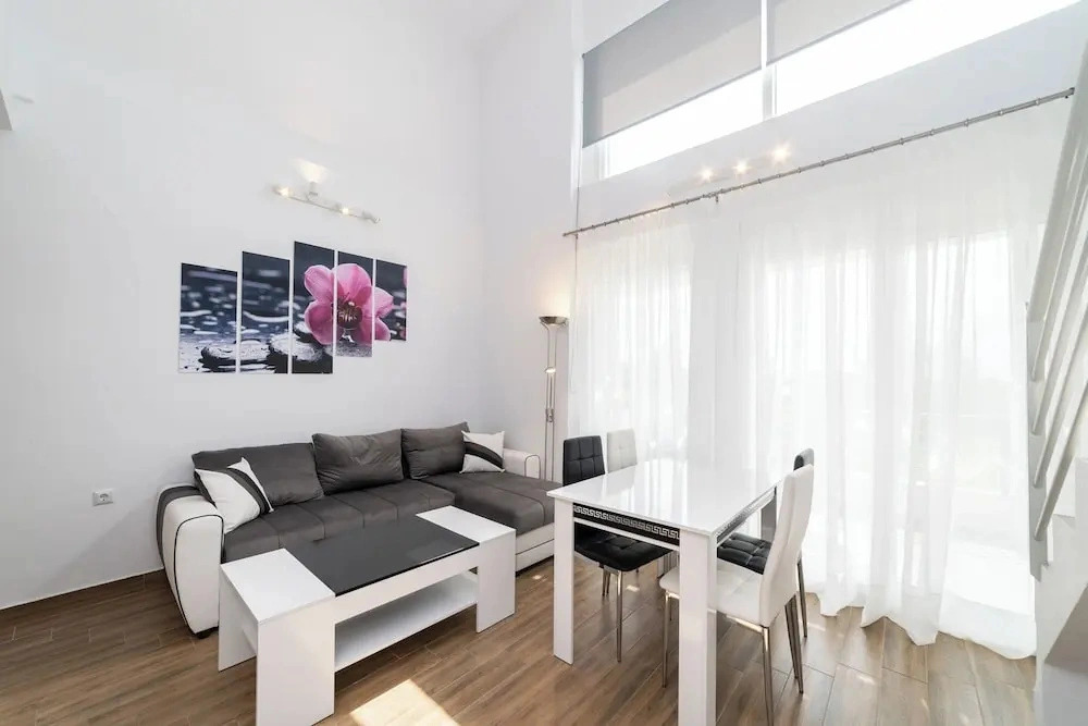 SLV Nefeli Apartment