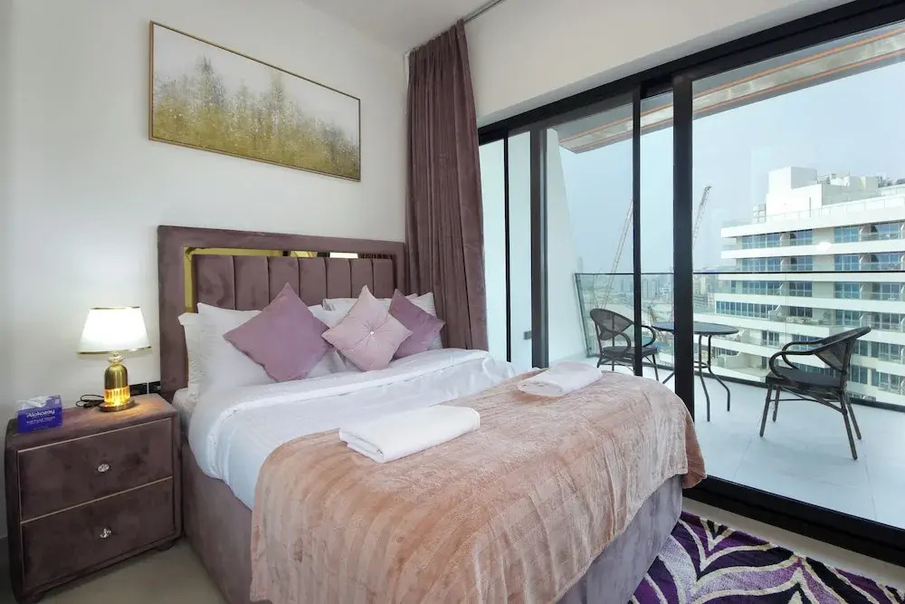 Silk Valley - Luxury 3BR with City View