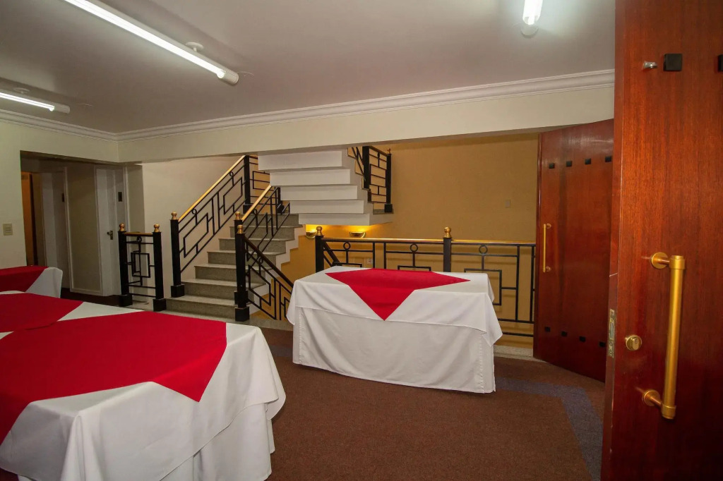 Trevi Hotel e Business