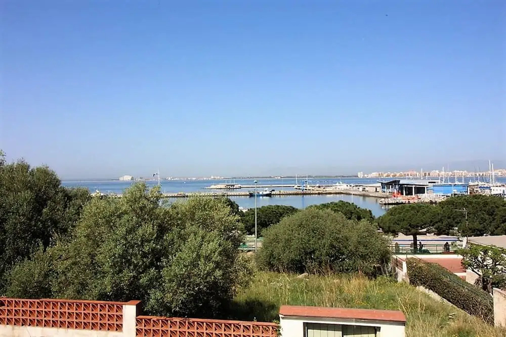 House With one Bedroom in Roses, With Wonderful sea View, Furnished Terrace and Wifi Near the Beach