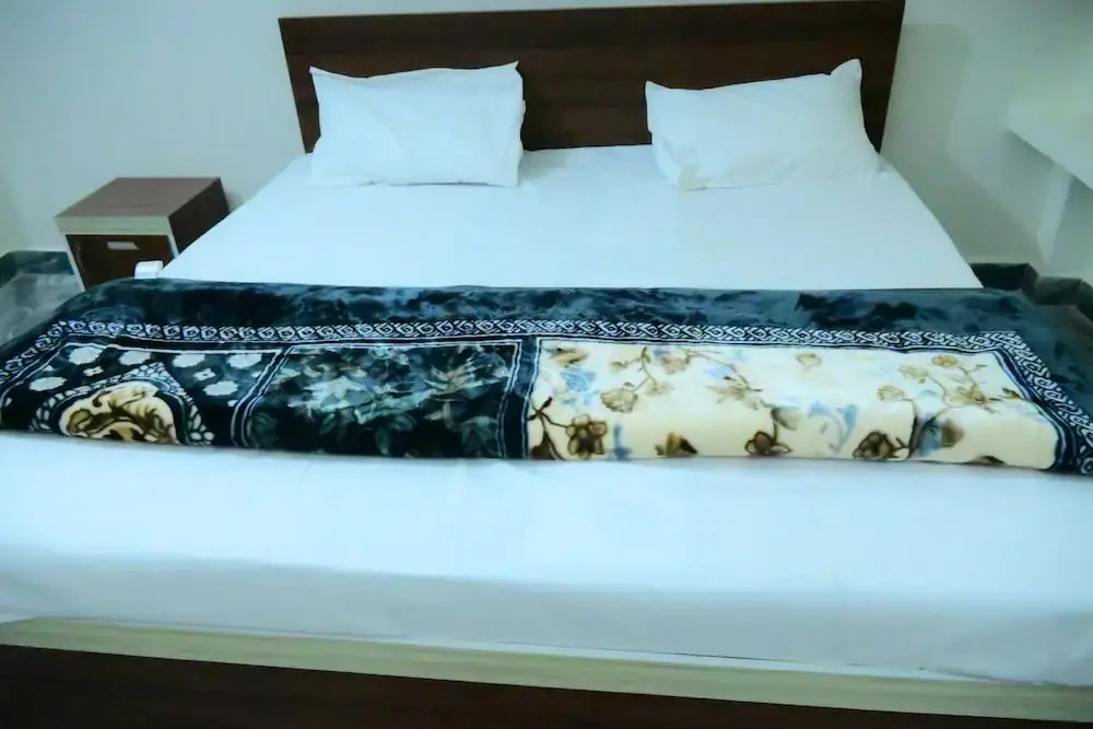 Shraddha Guest House Luxury Stay in Ayodhya