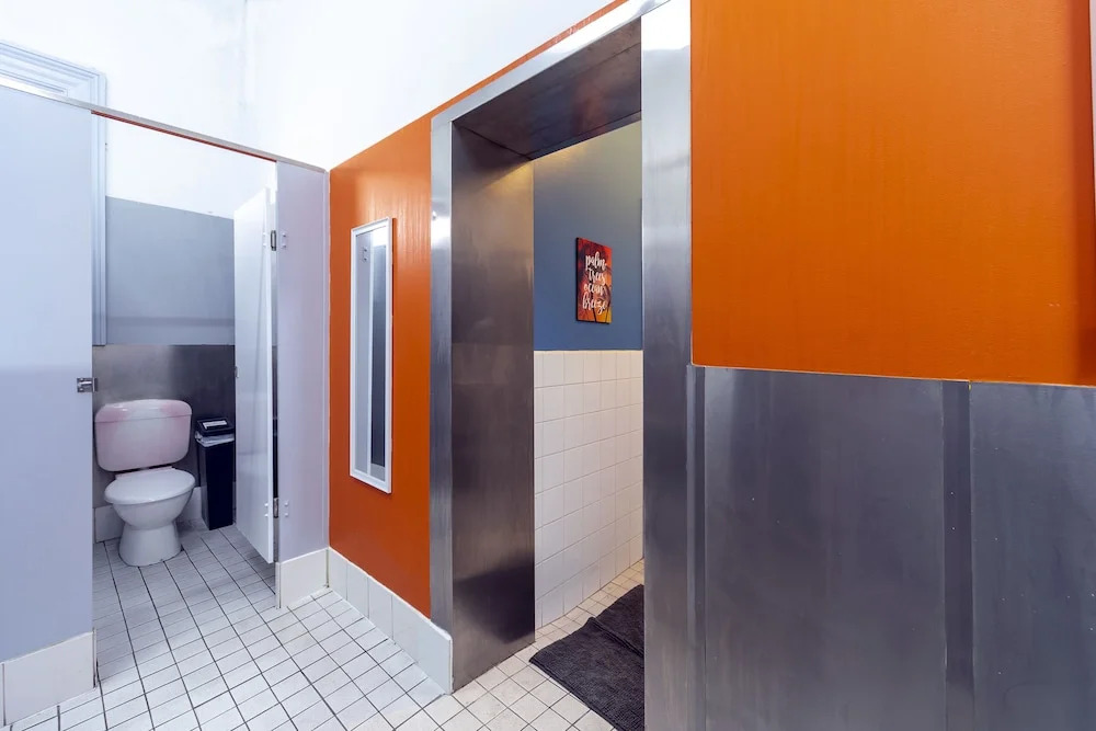 Tequila Sunrise Hostel Adelaide