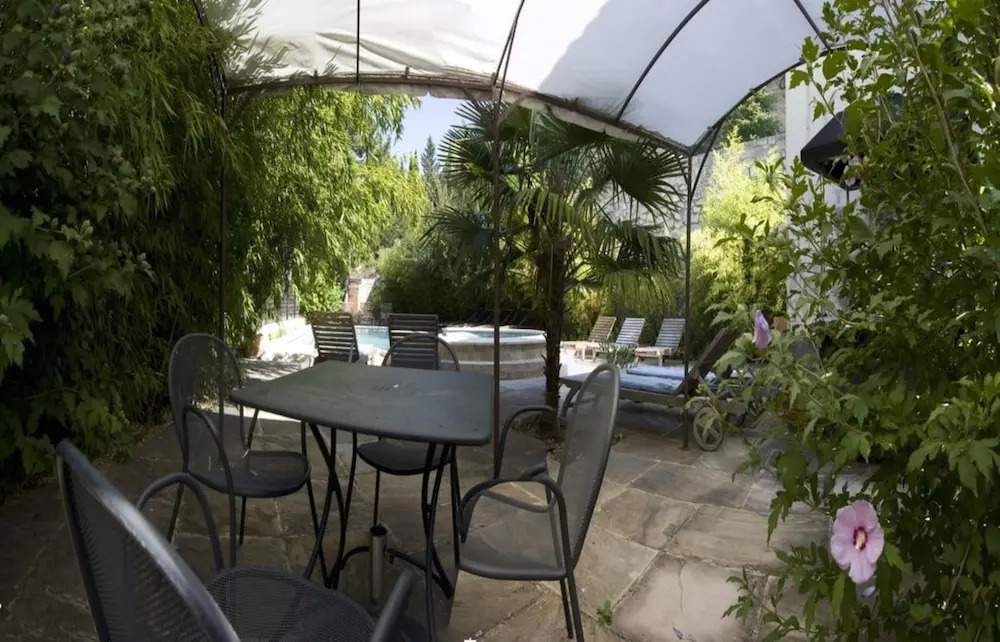 Hôtel la Fête en Provence