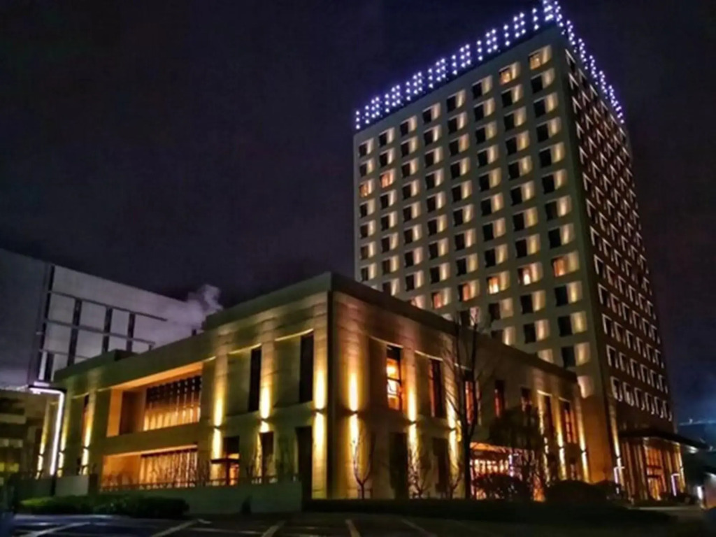 Metropolo Wuhan Optics Valley Convention & Exhibition Center Hotel