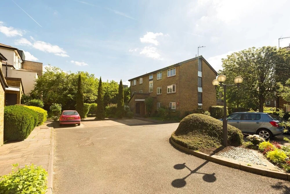 2 Bedroom Spacious Home by Finsbury Park! 4 Guests