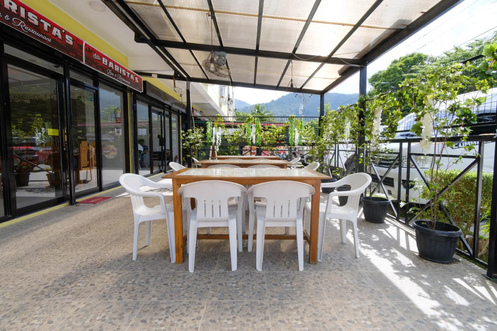 RedDoorz Plus @ West Nautical Road Puerto Galera
