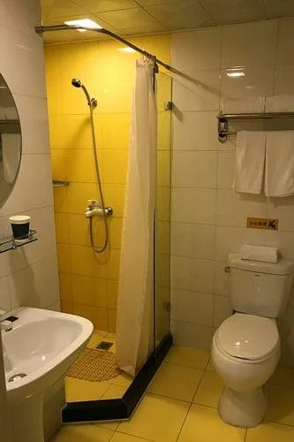 Home Inn Taicang Shanghai East Road