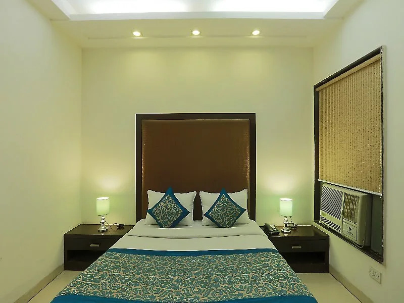 Hotel Star By Star Group- Near Delhi Airport