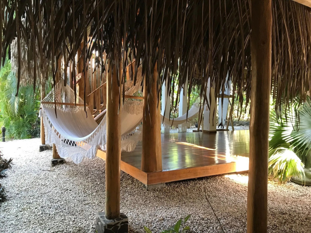 Otro Lado Lodge