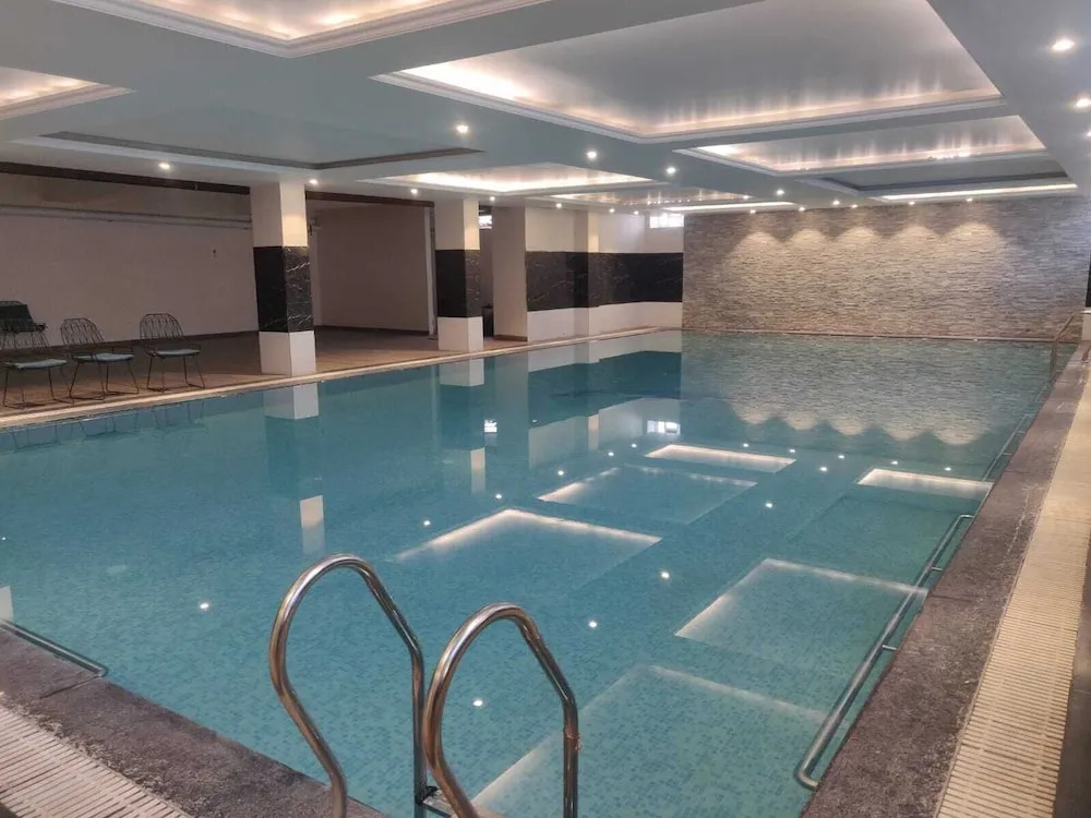 Hotel Ekana