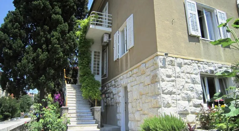 Split Vacation Apartments