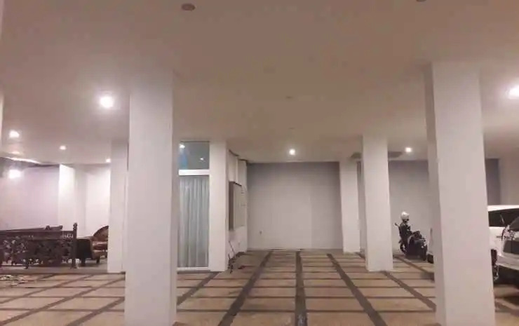 Azalia Residence