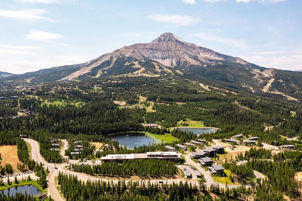 221 Lakelodge 2 Bedroom Condo by Moonlight Basin Lodging