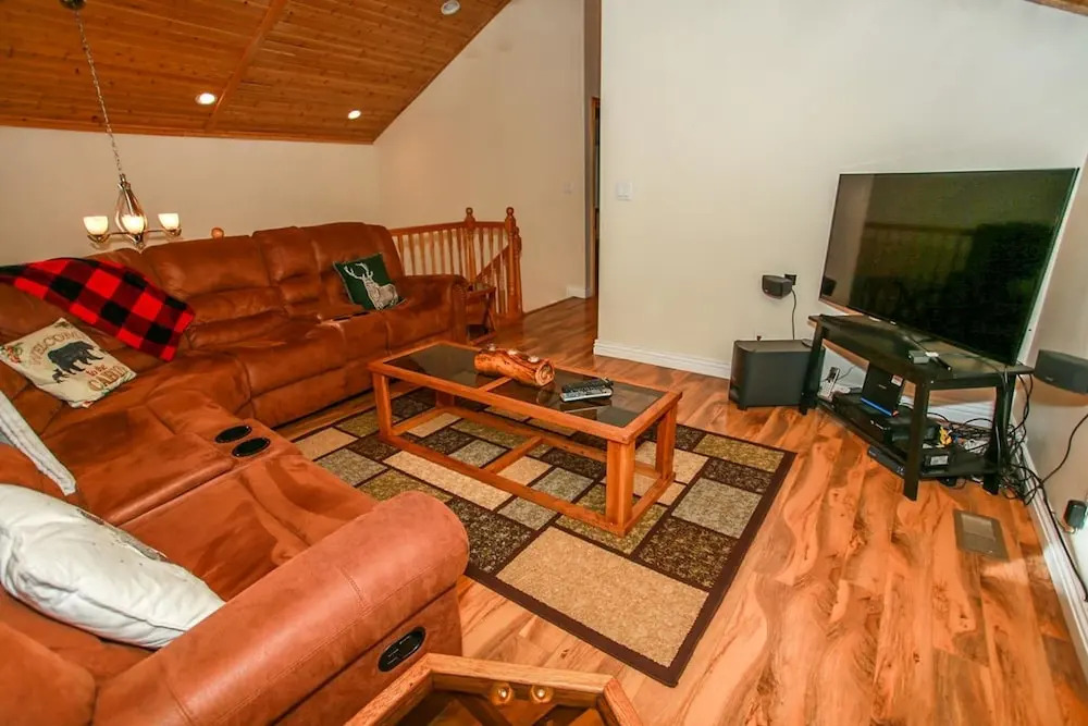 Bear Mountain Dream-1827 by Big Bear Vacations