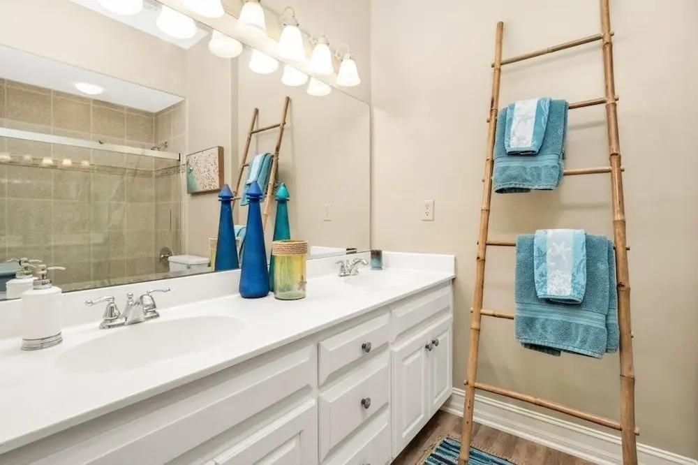 S Of Ocean Gate 345 2 Bedroom Condo