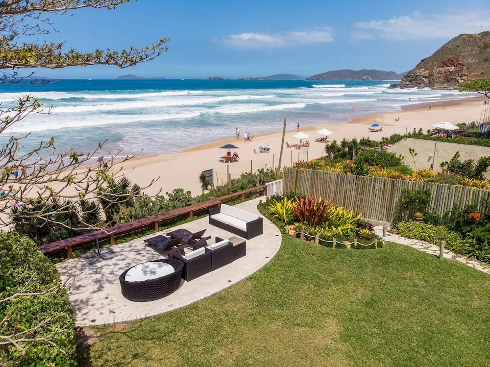 Mansão Pé na Areia de Geribá com 6Suítes