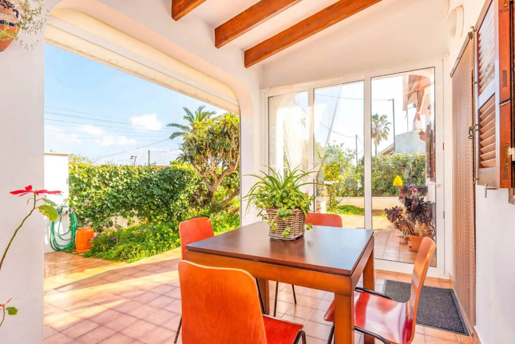 Villa Mari Large Private Pool Walk to Beach A C Wifi Car Not Required - 3051