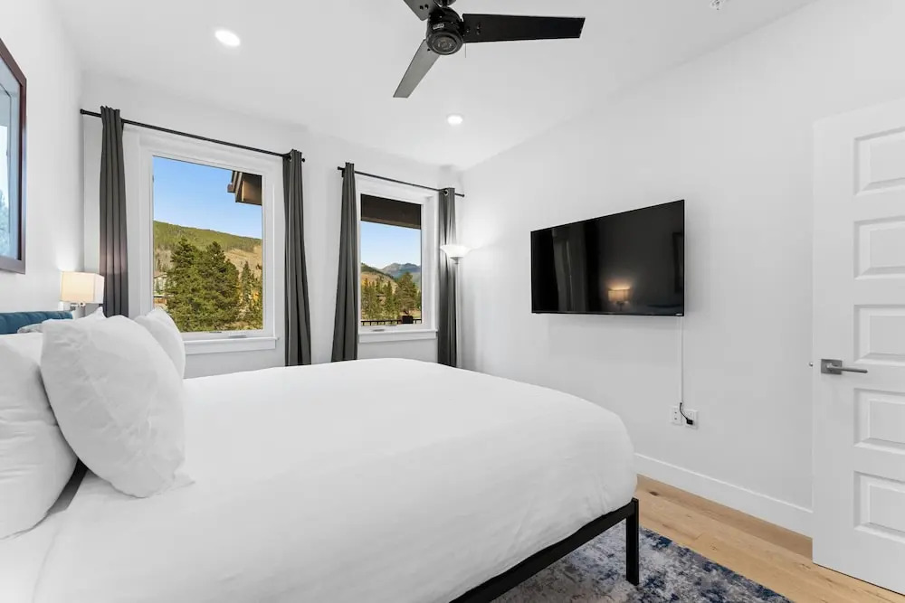 Clearwater Lofts #302, Building 1