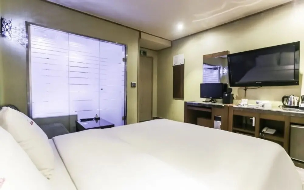 Hotel MI