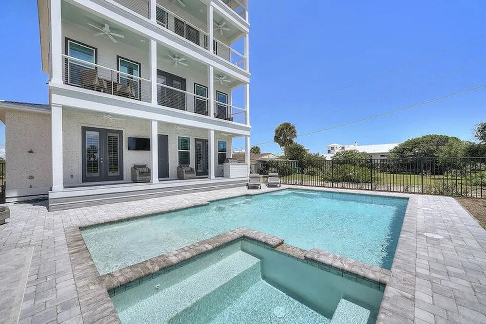 Live It Well by Five Star Properties