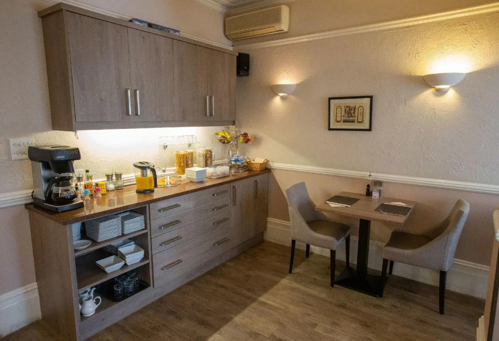 The Corner House Hotel