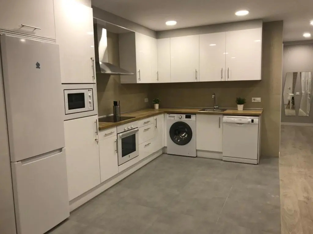 Apartamento .Expectacular,céntrico,nuevo 5 min a pie de la Laurel