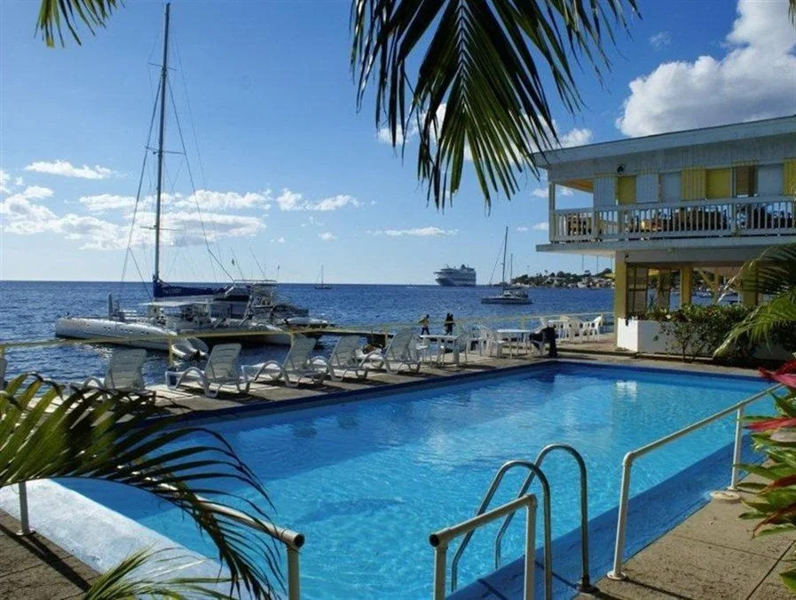 Anchorage Hotel, Whale Watch & Dive Center