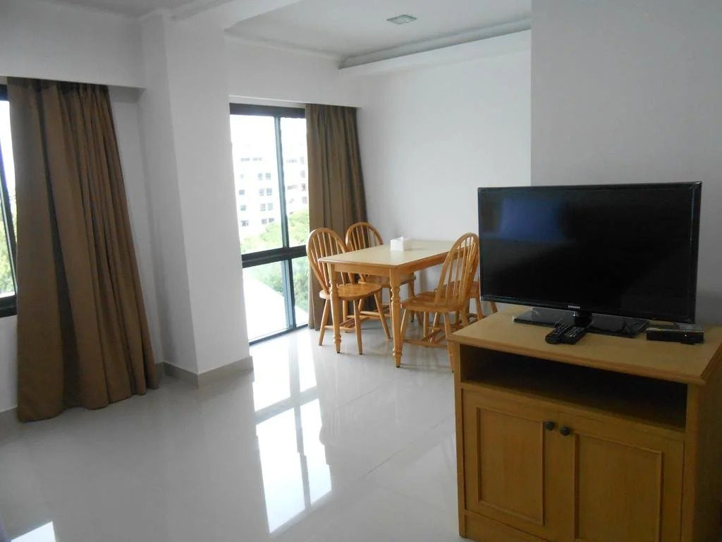 The Tower Praram 9 Hotel