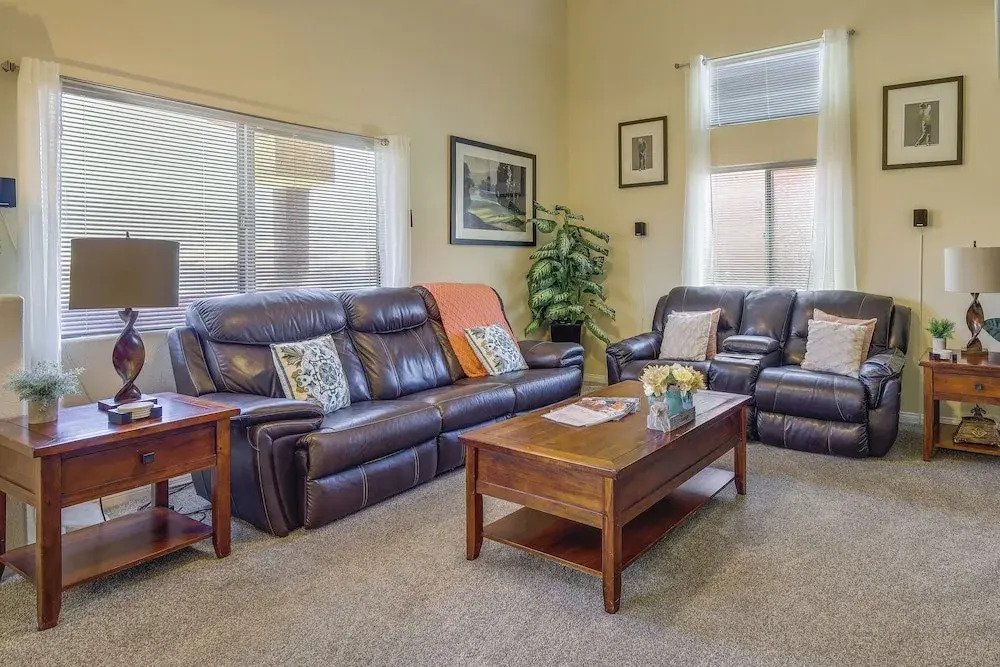 Mesquite Condo w/ Community Pool & Hot Tub!