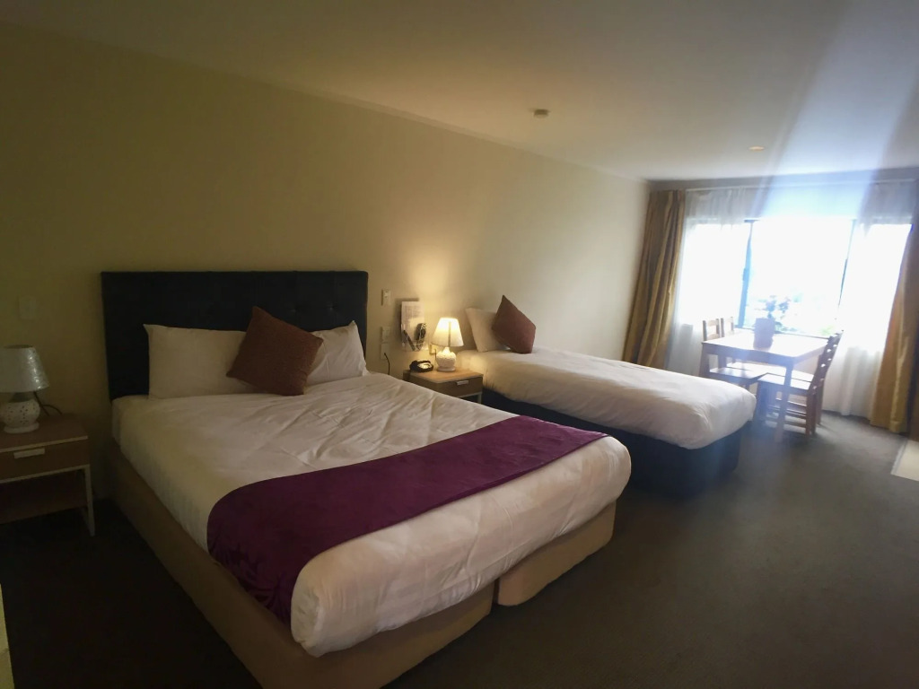 Royal Park Lodge