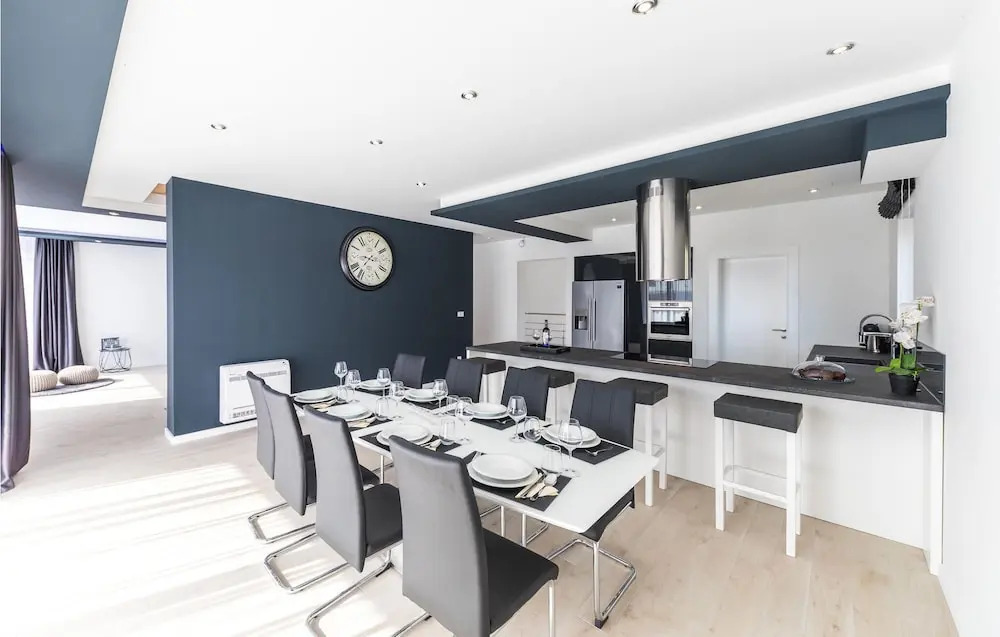 Gorgeous Home In Kastel Stari