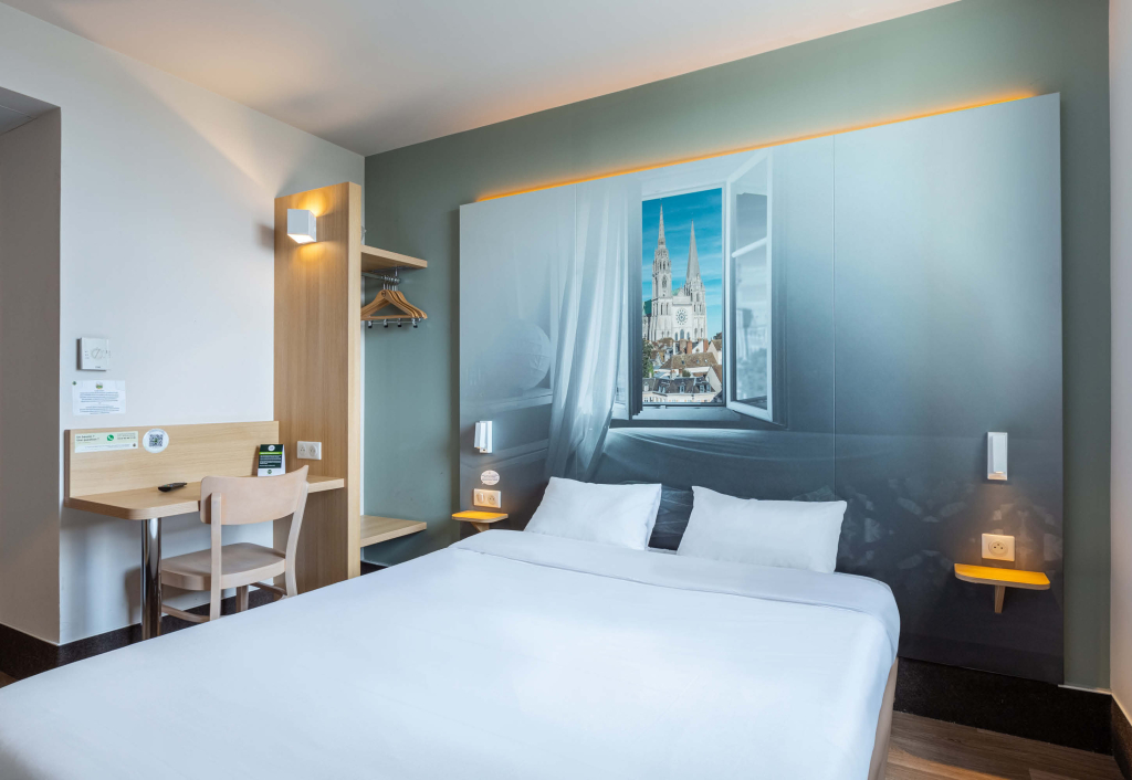 B&B HOTEL CHARTRES Oceane