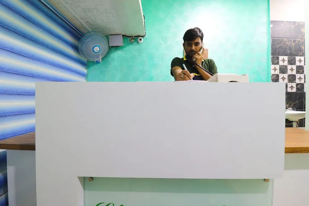 Classic Hotel @ Walk in Nizamuddin Railway Station
