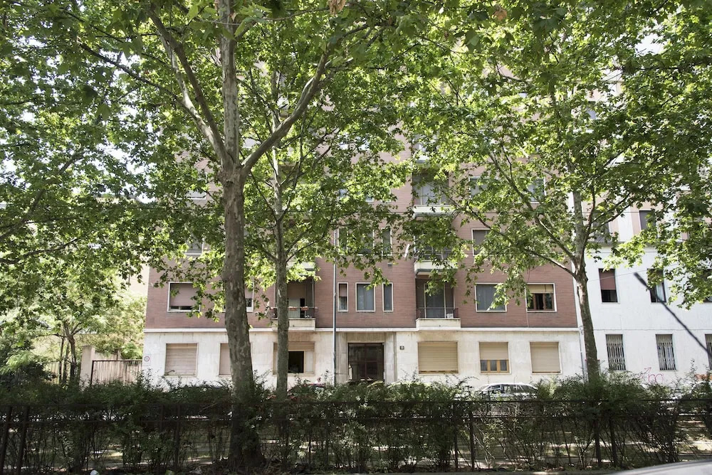 2 Bedrooms Flat near Bocconi, Iulm, Navigli