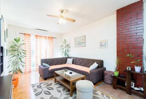 Apartment Lena