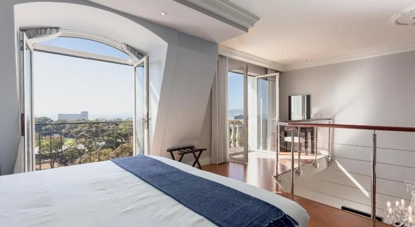 Cape Royale Luxury Apartments