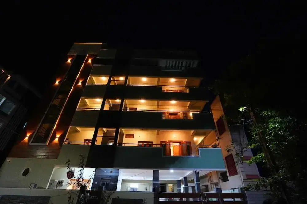 Trimukha homestay