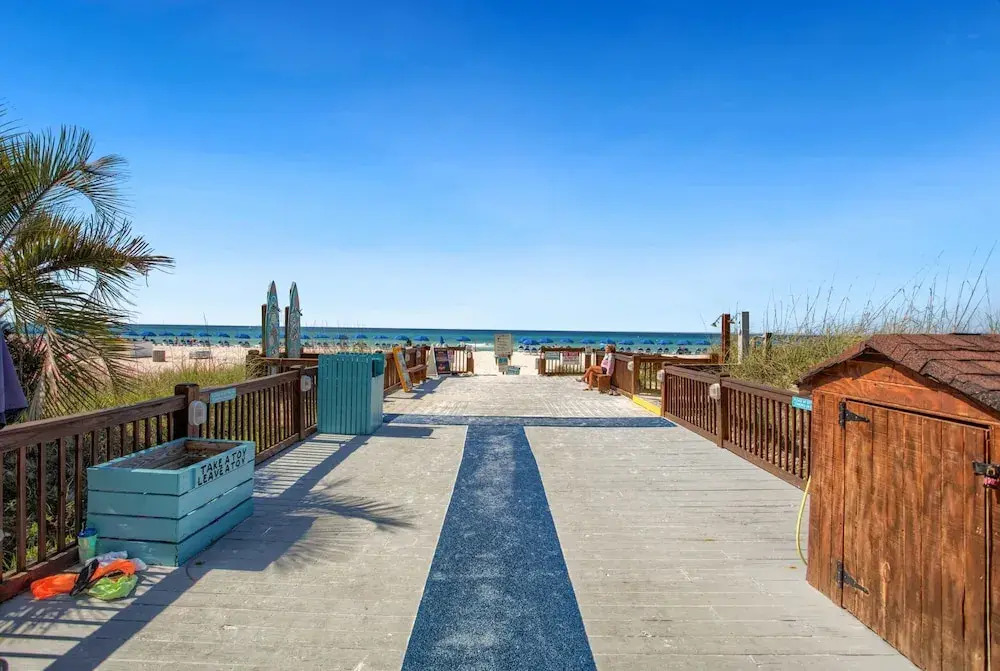 1BR Sleeps 5 at The Summit w/ Ocean Front Views